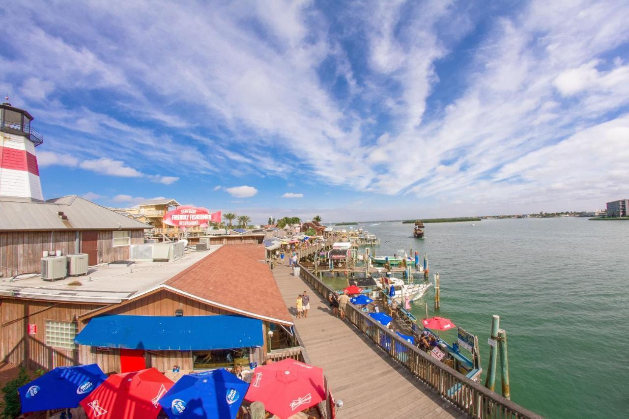 303 Beach Place Condos St. Pete Beach Buitenkant foto